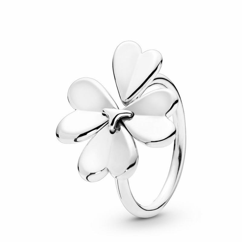 Pandora Australia Moving Clover Stackable Ring - Sterling Silver | EIGROX364